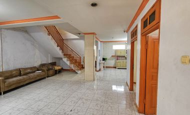 Rumah Siap Huni 7 Kamar di Bogor - Selangkah ke Plaza jambu Dua
