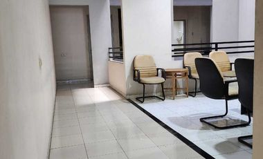 DISEWAKAN RUKO 4 LANTAI DI KAWASAN BISNIS DEKAT MIROTA GODEAN, BANTUL