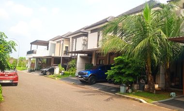 Jual rumah murah 2 lantai di Grandwisata