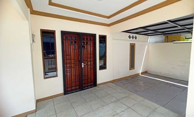 Rumah 2 Lt Baru Renovasi di Jalan Ayani Kubu Raya Pontianak