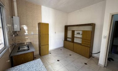 Casa en alquiler en Ramos Mejia Sur