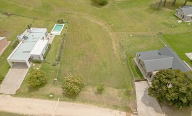VENTA LOTE SAN BENITO ORIENTACION SOL DE TARDE