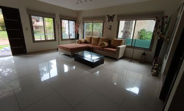 Casa en VENTA 6 ambientes en Costa del Este