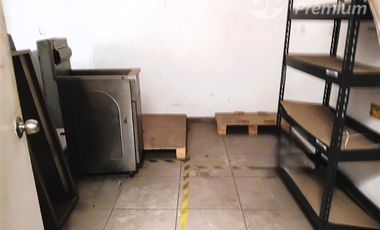 Casa en Venta en MANUEL MONTT CON DIAGONAL ORIENTE