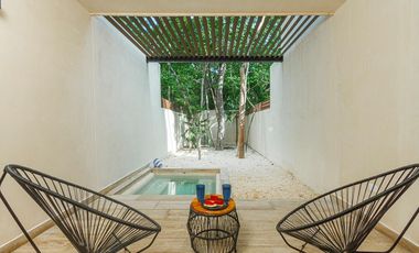 En la mejor zona de Aldea Zama, planta baja con piscina a super precio