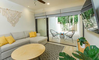 En la mejor zona de Aldea Zama, planta baja con piscina a super precio