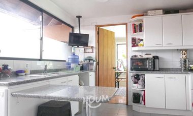 GRAN CASA FAMILIAR CON AMPLIO Y LINDO PATIO