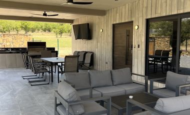 QUINTA NUEVA EN VENTA LA JOYA MONTEMORELOS