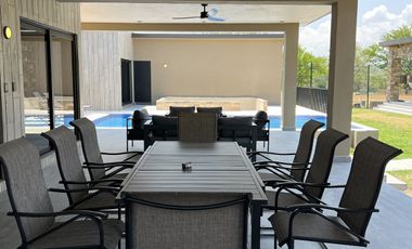 QUINTA NUEVA EN VENTA LA JOYA MONTEMORELOS