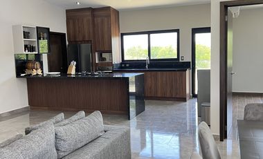 QUINTA NUEVA EN VENTA LA JOYA MONTEMORELOS
