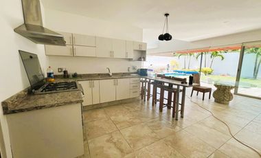 Casa en Venta en Paraíso Country Club, Cuernavaca Morelos.