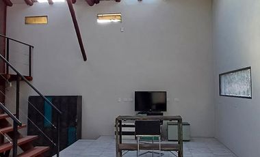 VENTA Y/O ALQUILER PERMANENTE CASA CENTRICA 6 DORMITORIOS 3 BAÑOS A ESTRENAR