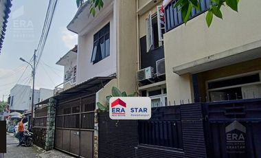 Di jual rumah mewah Murah di Lebak bulus. jakarta selatan.