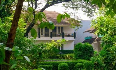 DUJUAL HOTEL BUNGA KARANG DI BEKASI