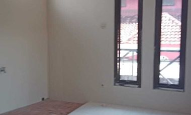 Dijual Rumah Lokasi Strategis di Taman Borobudur Timur Semarang