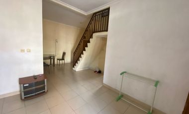 Jual Rumah Tingkah 325 m2 & Kontrakan 16 Pintu 800 m2 Kota Purwakarta