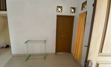 Jual Rumah Tingkah 325 m2 & Kontrakan 16 Pintu 800 m2 Kota Purwakarta