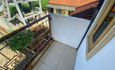 Jual Rumah Tingkah 325 m2 & Kontrakan 16 Pintu 800 m2 Kota Purwakarta