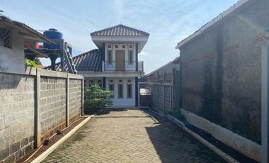 Jual Rumah Tingkah 325 m2 & Kontrakan 16 Pintu 800 m2 Kota Purwakarta