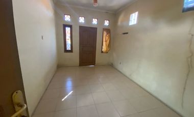 Jual Rumah Tingkah 325 m2 & Kontrakan 16 Pintu 800 m2 Kota Purwakarta