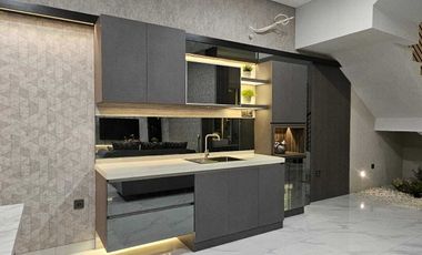 Rmh Baru Furnished di Imperial Gading 120m2, Hadap Selatan, Jalan depan lebar, harga 2Man