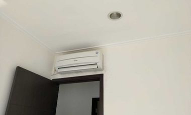 DISEWAKAN RUMAH GREEN VILLAGE,CIPONDOH TANGERANG,TERMURAH !