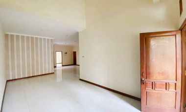 Dijual Rumah strategis dan terawat
