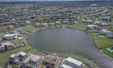 Terreno al lago en venta en el Barrio Muelles, Puertos / Escobar