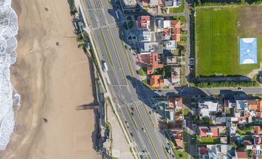 Venta - Lote R3 Apto Desarrollo - A metros del mar - Zona Constitucion