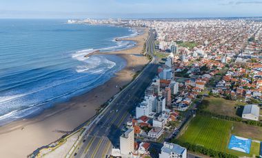 Venta - Lote R3 Apto Desarrollo - A metros del mar - Zona Constitucion