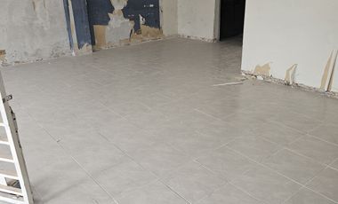 RENTO LOCAL EXCELENTE UBICACION
