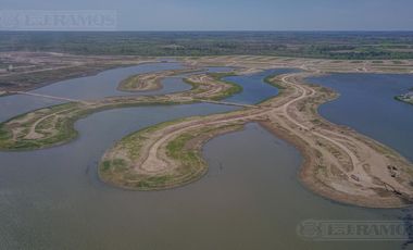 Terreno al lago en venta en el Barrio Muelles, Puertos / Escobar