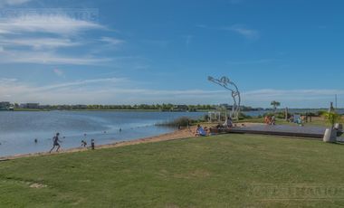 Terreno al lago en venta en el Barrio Muelles, Puertos / Escobar