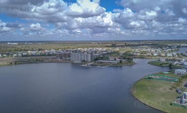 Terreno al lago en venta en el Barrio Muelles, Puertos / Escobar