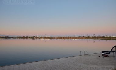 Terreno al lago en venta en el Barrio Muelles, Puertos / Escobar