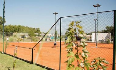 Terreno en venta - 749mts2 - San Simón