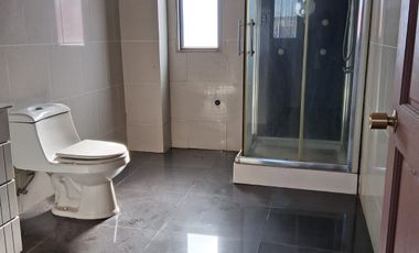 CASA COMERCIAL 3D 2B CON GALPÓN EN QUINTA NORMAL
