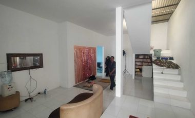 Rumah hitung tanah komplek Cipageran asri dekat Pemkot cimahi