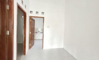 Rumah Murah Minimalis Mungil dekat RS Ngipang Kadipiro Banjarsari