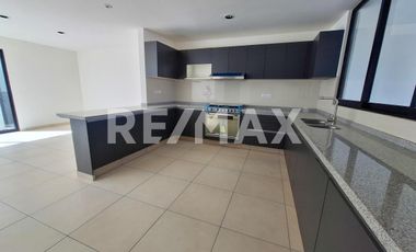 CASA EN CONDOMINIO EN RENTA  - (3)