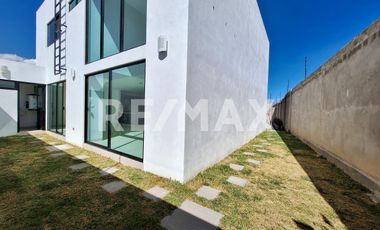 CASA EN CONDOMINIO EN RENTA  - (3)