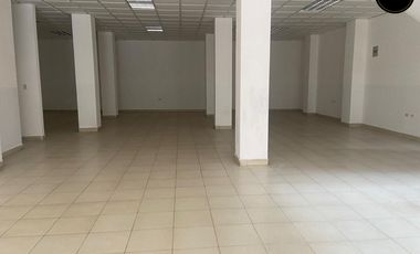 Local de arriendo en Azogues Av. Rumiñahui – código:12657
