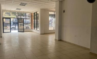 Local de arriendo en Azogues Av. Rumiñahui – código:12657