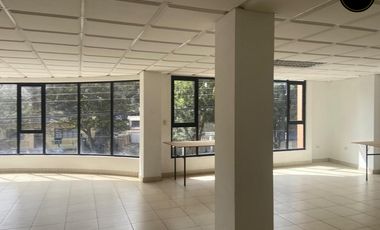 Local de arriendo en Azogues Av. Rumiñahui – código:12657