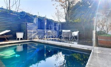 Casa en Arriendo en a pasos de colegio manquehue