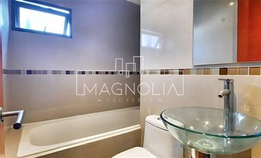 Casa en Arriendo en a pasos de colegio manquehue