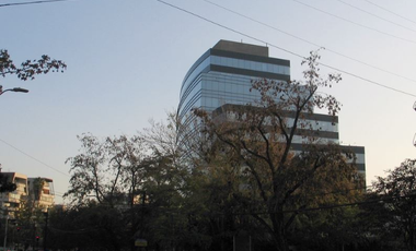 Oficina en Arriendo en Oficina en Arriendo Vitacura / Luis Paster. Jardin del Este