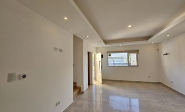 Rio Negro Cipolletti Duplex 3 dormitorios BÂ° Rincon Lindo