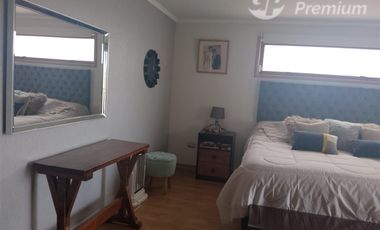 Casa en Venta en Estilosa casa de 273mt2 construidos y 1000mt2 de terreno, con piscina en Locaña