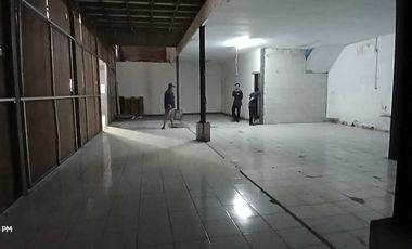 DISEWAKAN GUDANG 3.000 m2 HADAP JALAN, 5 MENIT KE TOL BSD